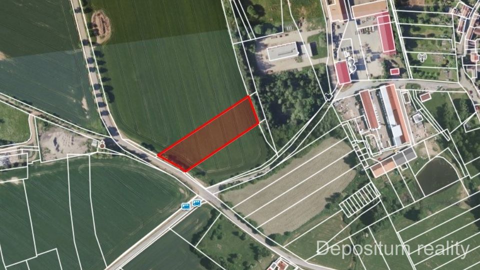 Pozemek v Načeradci