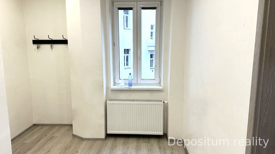 Pronájem bytu 2+1 v klidné části Smíchova